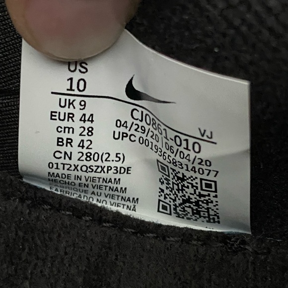 Metcon Freeze Nike Lifting and Running Shoes - Picture 2 of 4